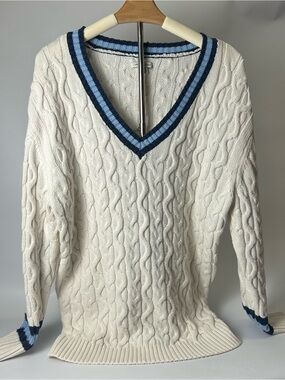 American Eagle Cream Cable Knit Sweater with Navy and Light Blue Trim #P141